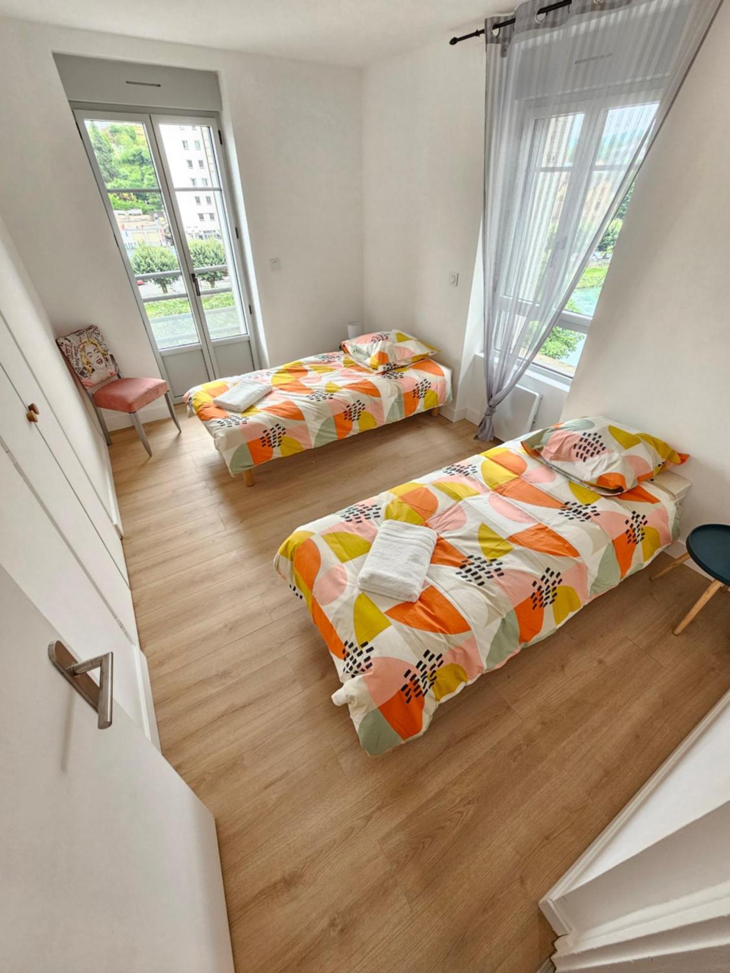 Ferienwohnung Le Chaleureux Lourdes Hyper Centre Exterior foto